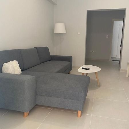 Modern Living In Markopoulo Center Markopoulo Mesogaias Bagian luar foto